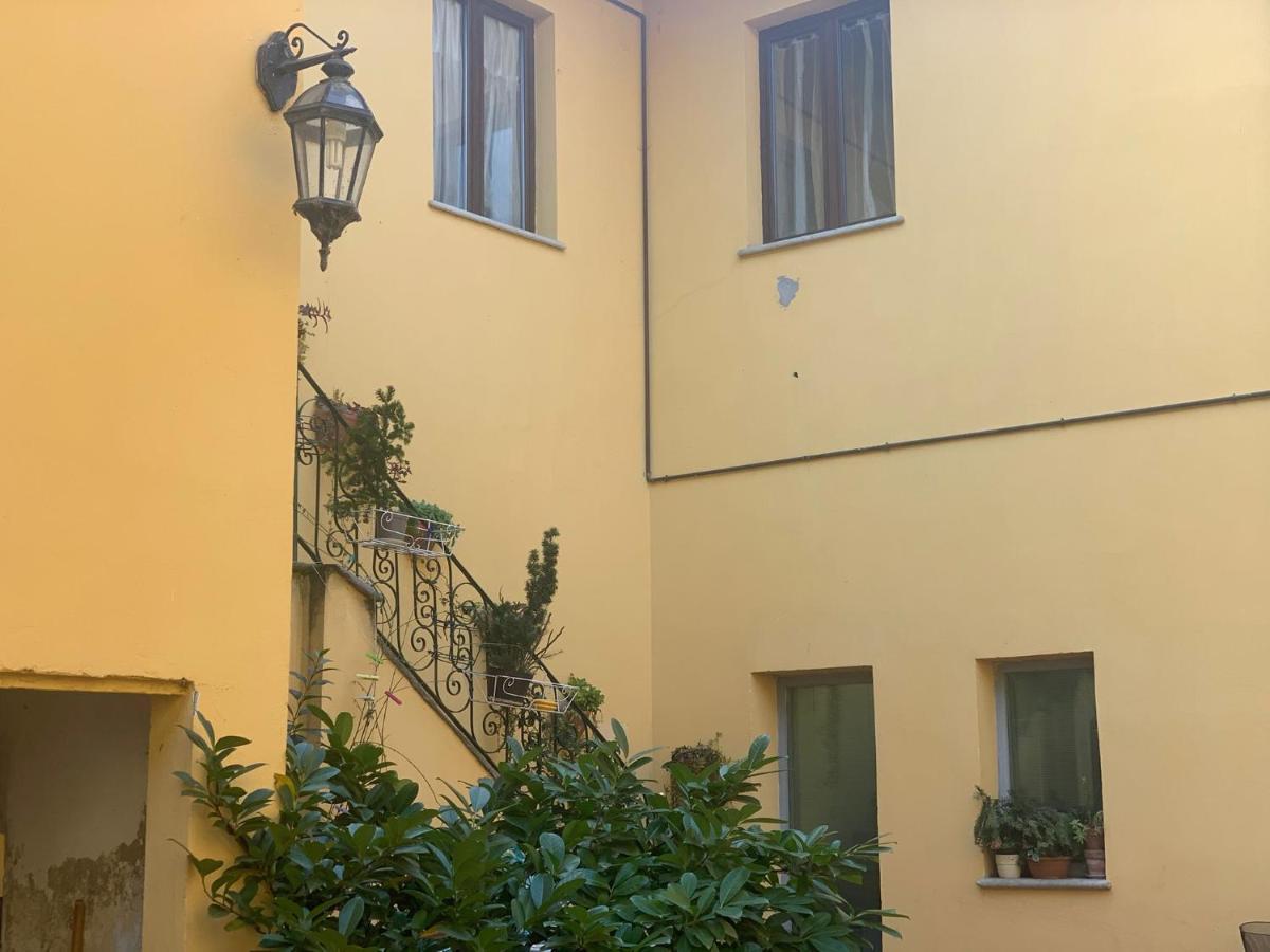 Novi Ligure Private Apartment Zewnętrze zdjęcie